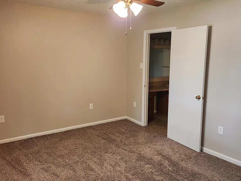 1323 Wood Rd — Photo 15