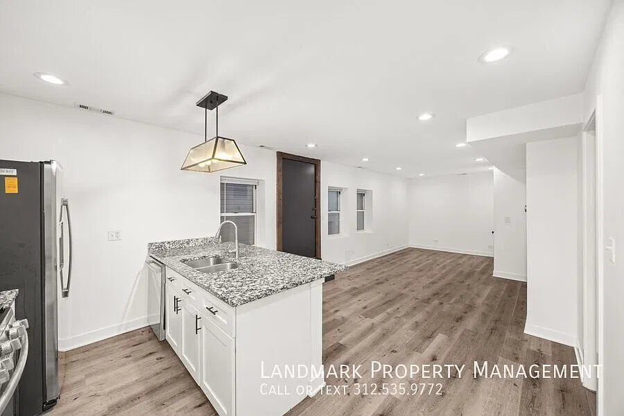 2038 W 21st St Unit Garden — Photo 4