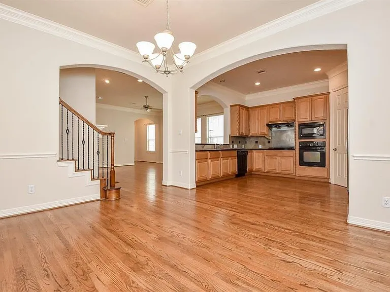 3206 Holly Crossing Dr — Photo 13