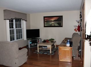 1069 Lincoln Dr, Manteno, IL 60950