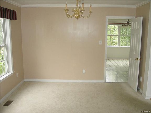 3rd image of 11832 Park Forest Way