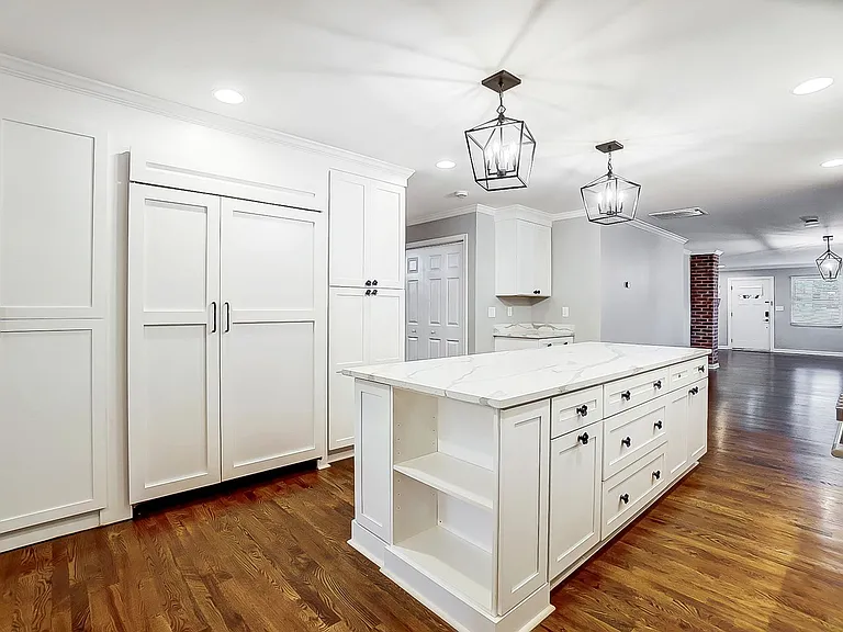 1724 Dunkirk Dr — Photo 17