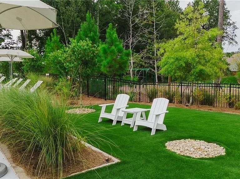 Longleaf Dr — Photo 10