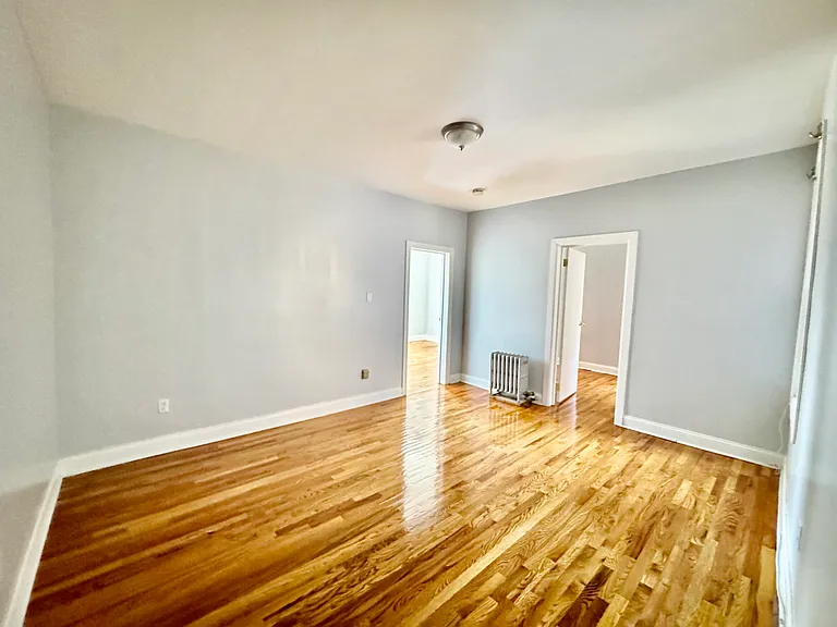 4532 Park Ave #3 — Photo 1