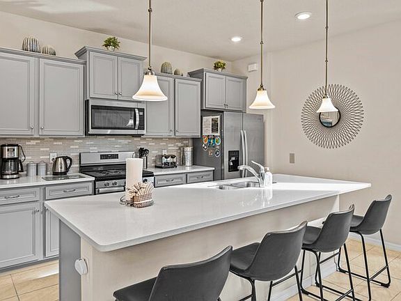 4th image of 5461 Misty Oak Cir