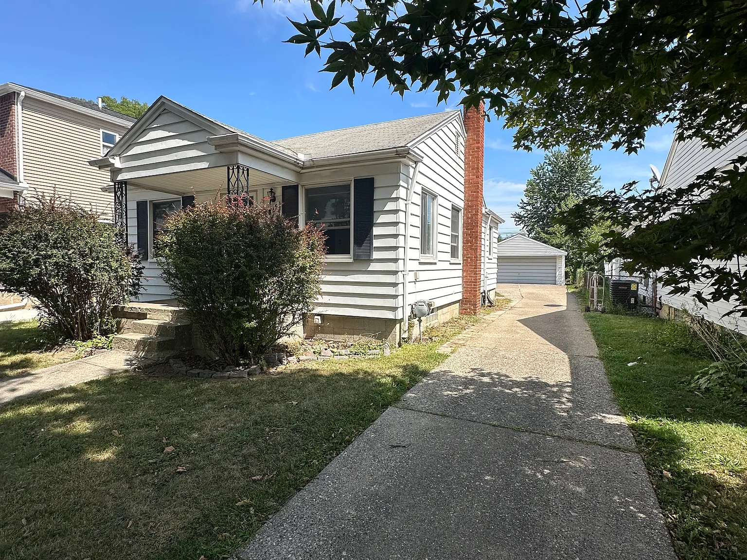 2 bed, 936 sqft, $1,300 — Photo 2