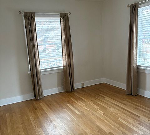 5th image of 534 Thoma St