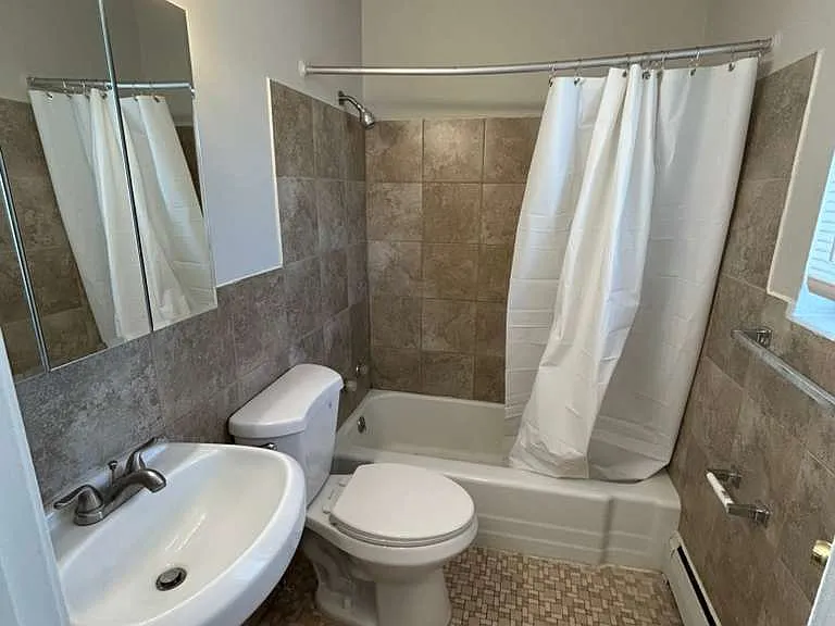 2625 18th Ave S #10 — Photo 9