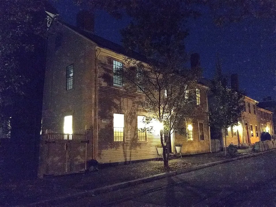 48 Benefit St #1