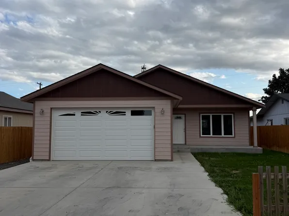 212 B St NE, Quincy, WA 98848