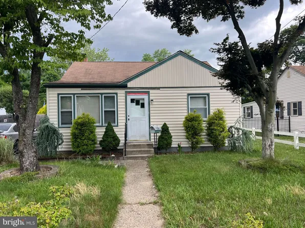 118 E Park Ave, Lindenwold, NJ 08021
