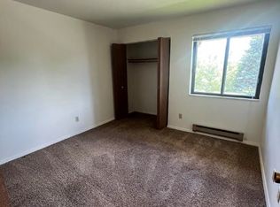 1111 12th St #7, Baraboo, WI 53913
