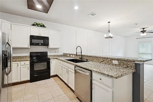 1510 Raston Dr — Photo 6