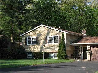 1st image of 30 Evergreen Dr