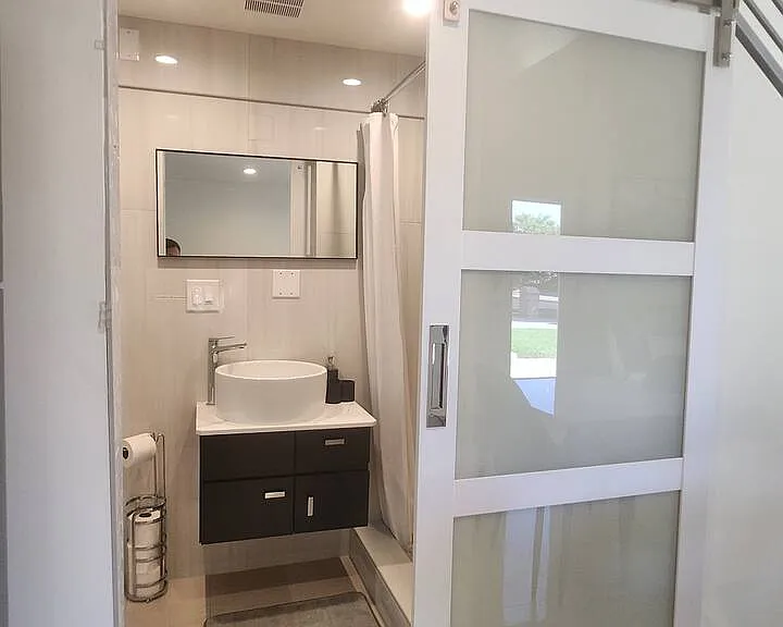 10416 Garden Grove Ave #B — Photo 12