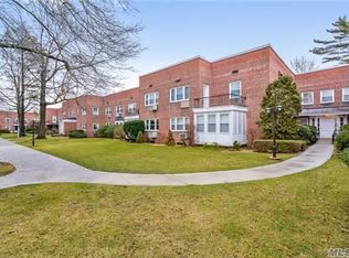 549 Central Ave APT 26B, Cedarhurst, NY 11516