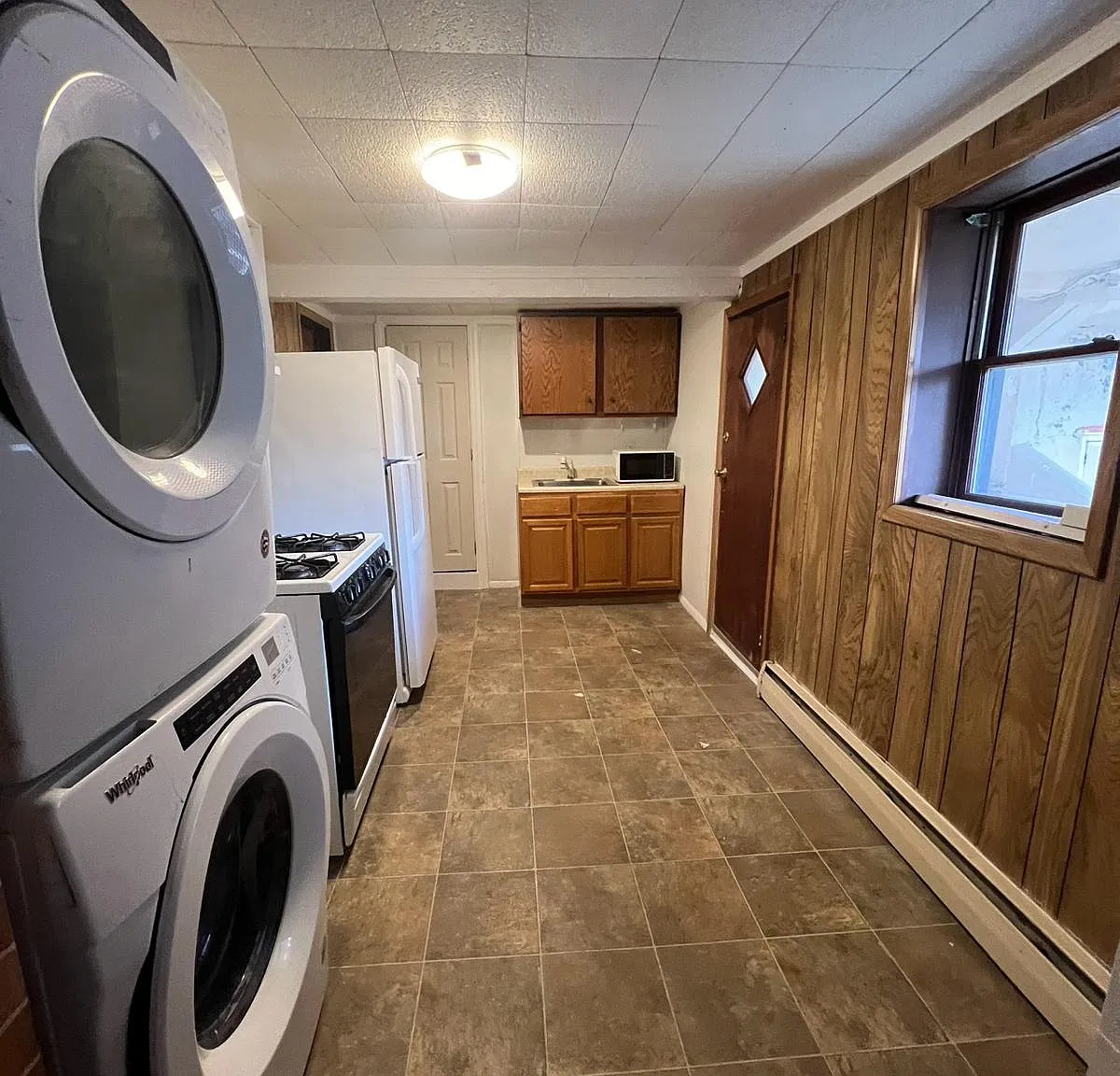 2 bed, $2,350 — Photo 3