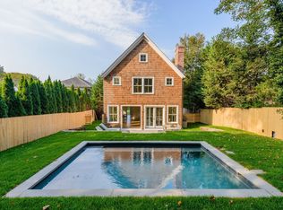 37 Oakland Ave, Sag Harbor, NY 11963