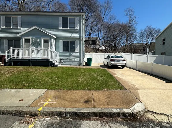 156 Hazel St #156, Woonsocket, RI 02895