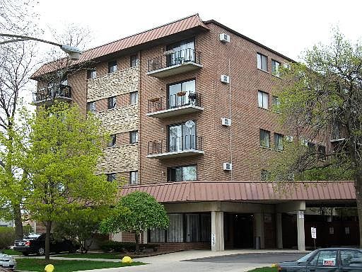 1st image of 2333 N Neva Ave APT 103