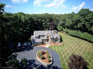 180 Read St, Seekonk, MA 02771