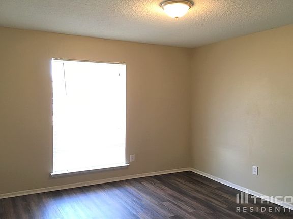 4th image of 1101 Quebec Dr