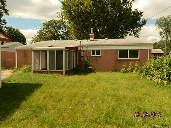 3rd image of 547 Darwin St