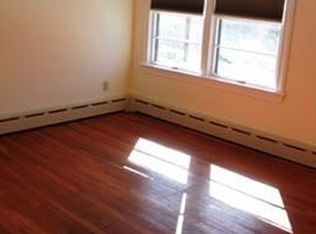 163 Pleasant St, Leicester, MA 01524