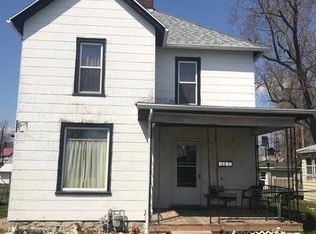 1417 N 4th St, Quincy, IL 62301