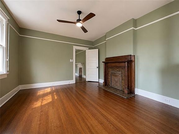 4th image of 2627 Laharpe St