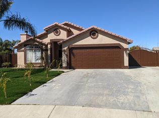 6901 Oak Forest Ct, Bakersfield, CA 93313