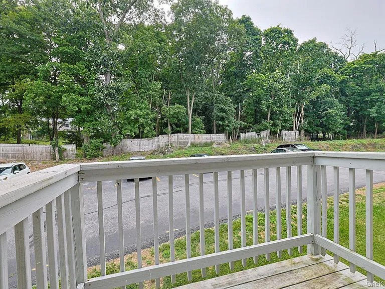 2740 South Rd #G14 — Photo 8