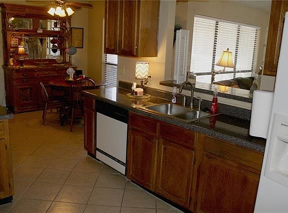 5th image of 620 Shady Creek Trl