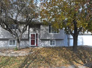 1303 Westminster Dr, Brookings, SD 57006