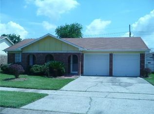 147 Willowbrook Dr, Gretna, LA 70056