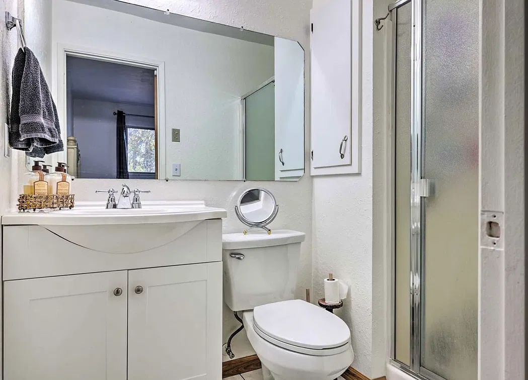 4 bed, 1400 sqft, $2,500 — Photo 3