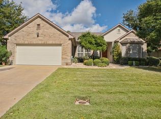120 Blacksmiths Dr, Georgetown, TX 78633