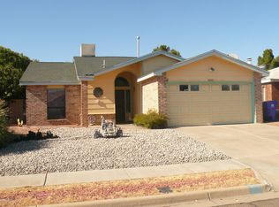 4905 Emerald St, Las Cruces, NM 88012