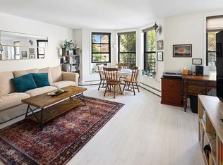 432 Carlton Ave #HSE, Brooklyn, NY 11238