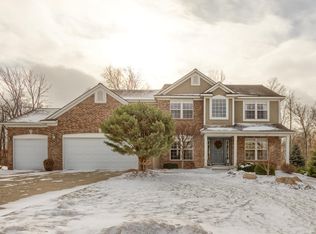 2908 S Saddle Ridge Ct NE, Rockford, MI