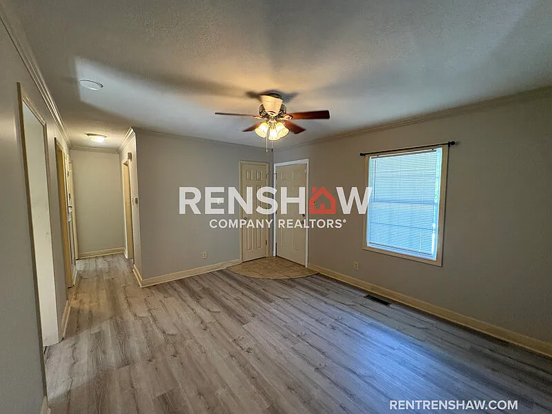 2 bed, 1.0 bath, $775 — Photo 3