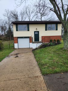 152 Belair Cir, Florence, KY, 41042