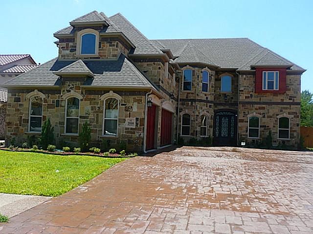 1st image of 2010 Churchill Downs Ln