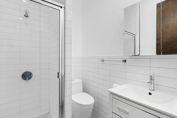 Rented by REAL New York | media 8