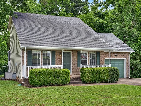 2nd image of 377 Brook Mead Dr