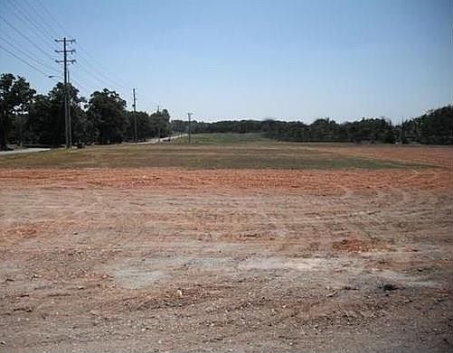 2nd image of 1702 Highway 412 W