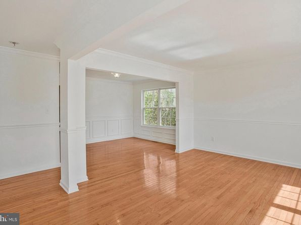 55 Gray Inn Ct, Prince Frederick, MD 20678