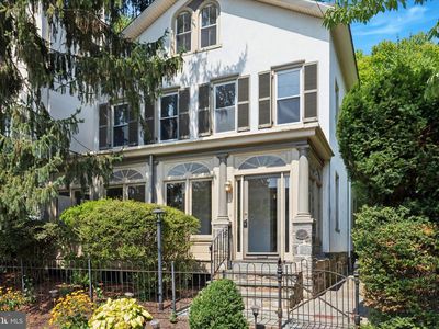 195 E Evergreen Ave, Philadelphia, PA, 19118