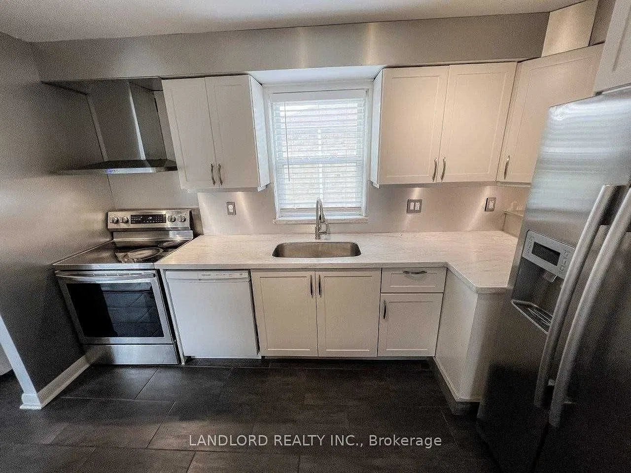 3 bed, $2,900 — Photo 3