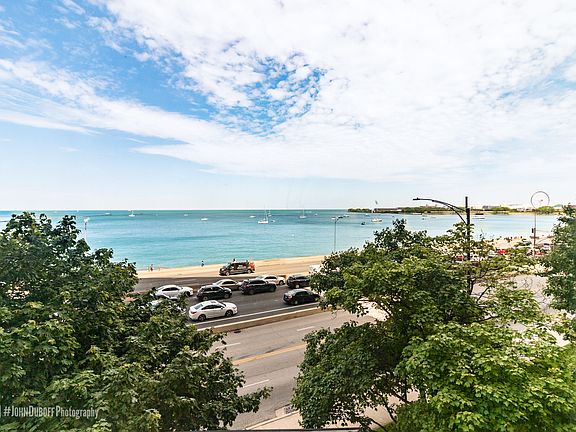 4th image of 880 N Lake Shore Dr APT 3B